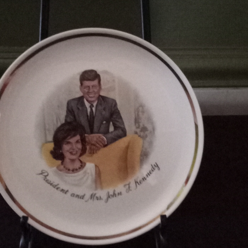 Vintage President and Mrs John F Kennedy Plate